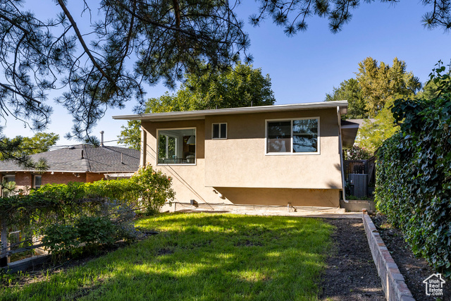 Photo 31 for MLS #2114904 at 1120 E Sunnyside Ave