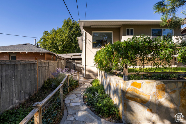 Photo 32 for MLS #2114904 at 1120 E Sunnyside Ave
