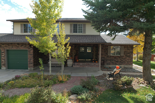 Photo 2 for MLS #2114906 at 1407 Shepherd Dr