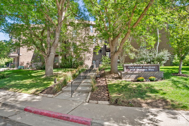 939 S DONNER WAY #307, Salt Lake City UT 84108