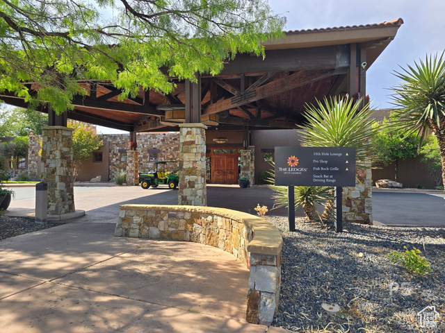 Photo 30 for MLS #2114919 at 1397 W Pocket Mesa Dr