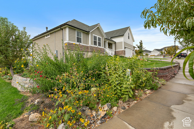 Photo 4 for MLS #2114925 at 761 N Appellation Dr