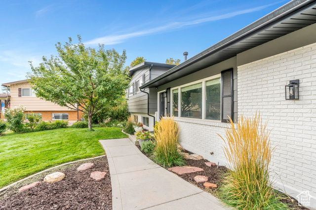 Photo 41 - 8550 S Clairmont Cir, Sandy UT 84070