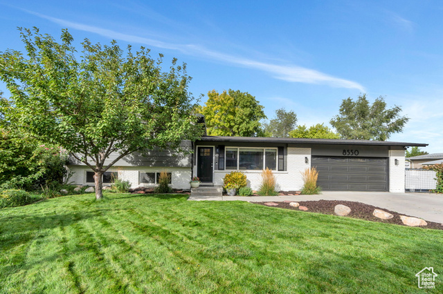 Photo 14 - 8550 S Clairmont Cir, Sandy UT 84070