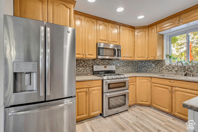 Photo 3 for MLS #2114933 at 380 E 500 North