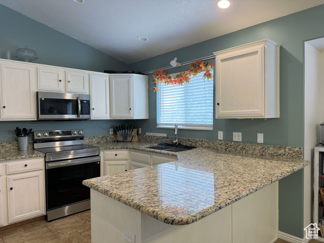 Photo 2 for MLS #2114941 at 210 S 900 West