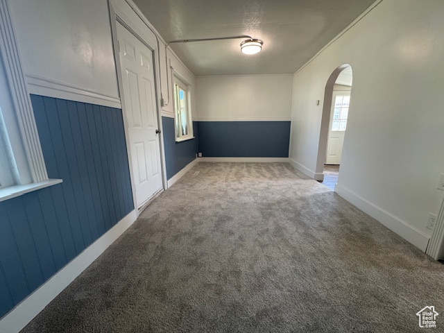 Photo 3 for MLS #2114942 at 454 Rose Ave