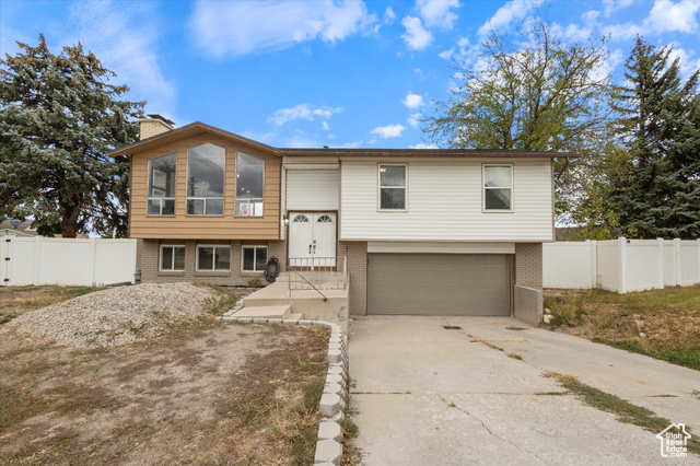 3818 W EDGEWATER CIR, West Valley City UT 84120