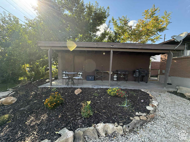 Photo 36 for MLS #2114951 at 556 E 400 North