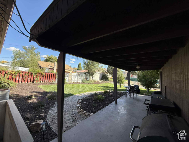 Photo 8 for MLS #2114951 at 556 E 400 North