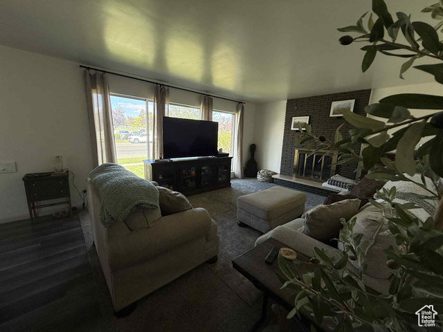 Photo 5 for MLS #2114951 at 556 E 400 North