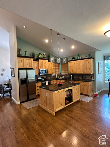 Photo 10 for MLS #2114960 at 607 S Haylie Ln