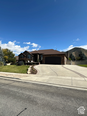 Photo 3 for MLS #2114960 at 607 S Haylie Ln