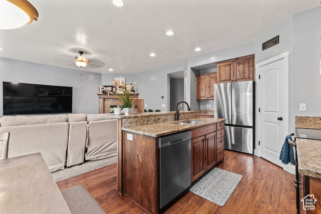 Photo 8 for MLS #2114962 at 1219 N Baycrest Dr