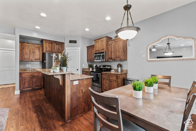 Photo 6 for MLS #2114962 at 1219 N Baycrest Dr