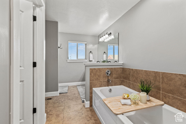 Photo 20 for MLS #2114962 at 1219 N Baycrest Dr