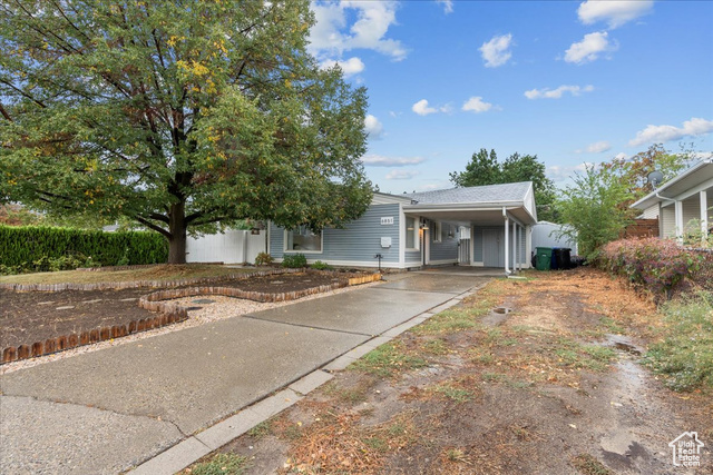 Photo 2 for MLS #2114972 at 6851 S Meadow Dr
