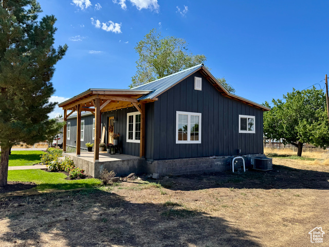 Photo 40 for MLS #2114978 at 255 N Main