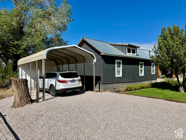 Photo 37 for MLS #2114978 at 255 N Main