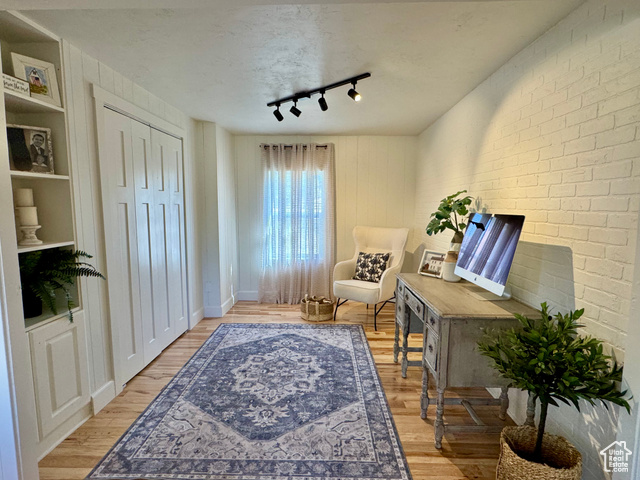 Photo 19 for MLS #2114978 at 255 N Main