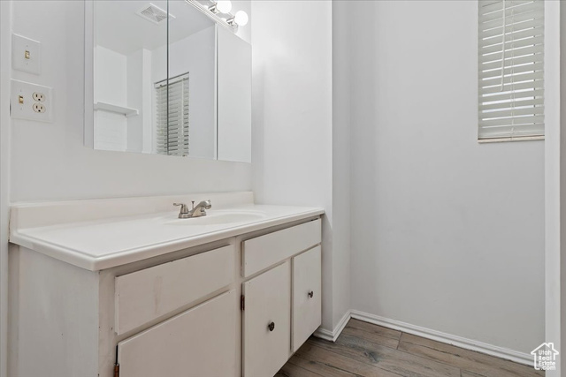 Photo 14 for MLS #2114990 at 186 E 2100 North