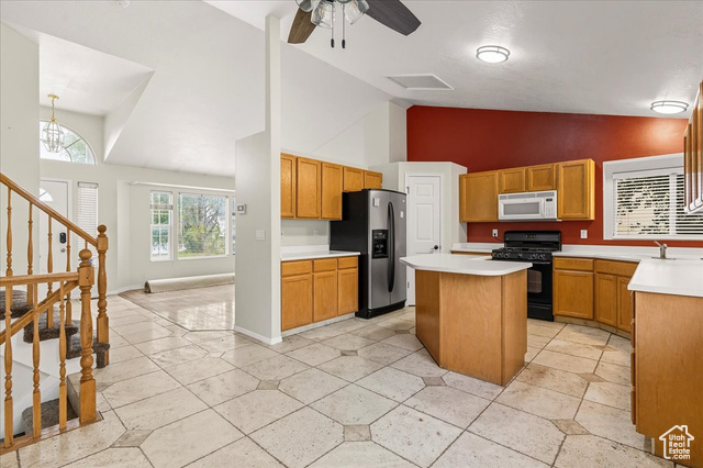 Photo 7 for MLS #2115005 at 2081 W 8350 South