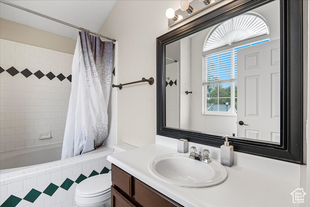Photo 16 for MLS #2115005 at 2081 W 8350 South