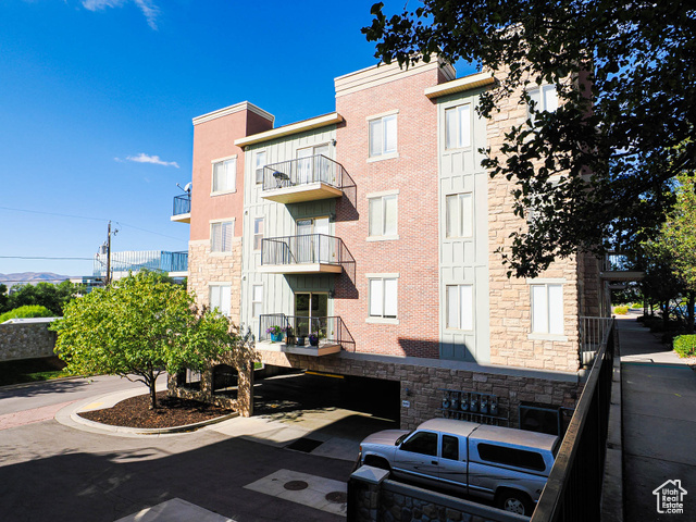 Photo 2 for MLS #2115008 at 180 Albion Village Way #201