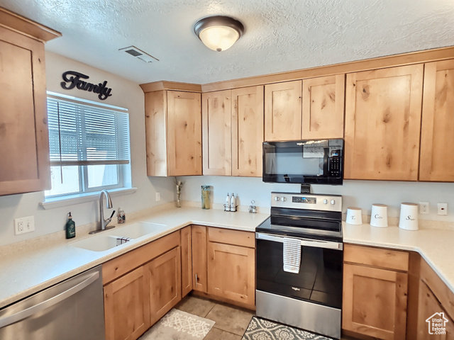 Photo 9 for MLS #2115021 at 543 N 2425 West