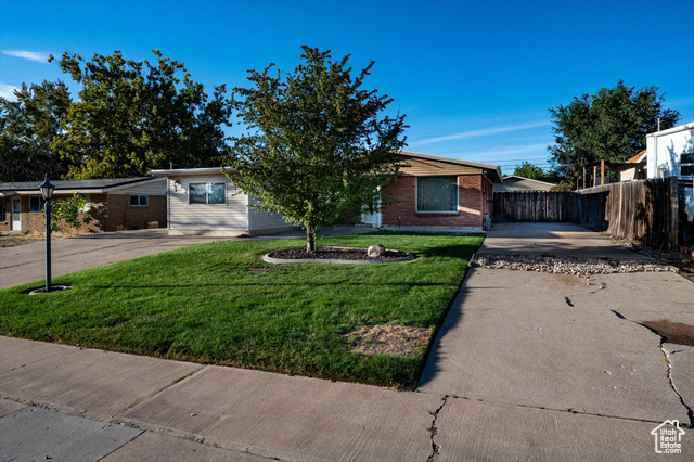 Photo 2 for MLS #2115032 at 131 W 650 North