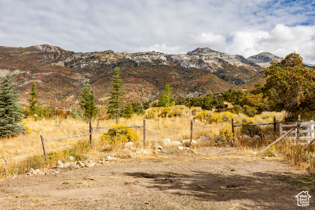 Photo 12 for MLS #2115034 at 1801 N Fort Canyon Rd
