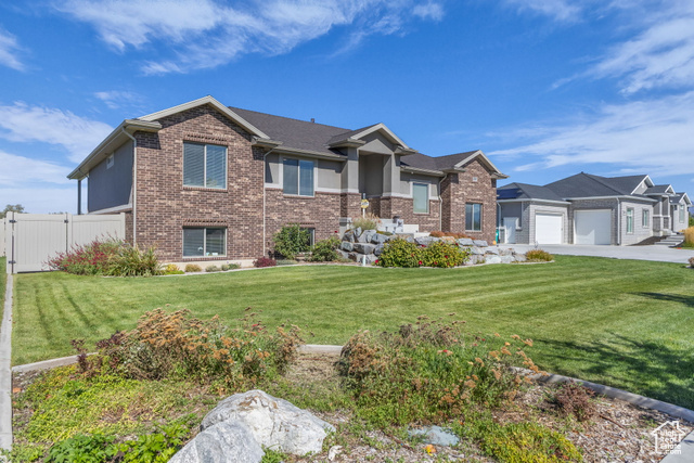 Photo 2 for MLS #2115049 at 4352 W 300 North
