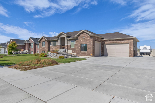 Photo 3 for MLS #2115049 at 4352 W 300 North