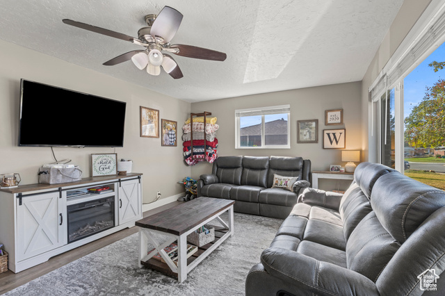 Photo 3 - 169 W 400 North, Clearfield UT 84015