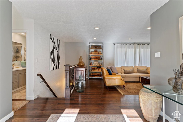 Photo 4 for MLS #2115083 at 2713 E 200 North