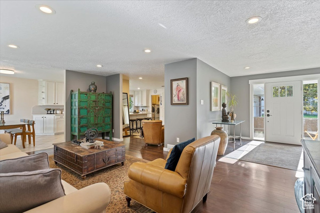Photo 6 for MLS #2115083 at 2713 E 200 North