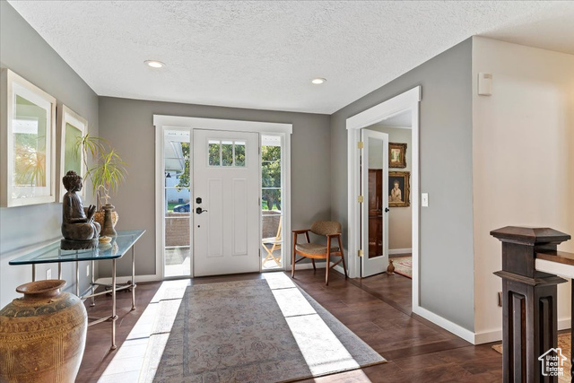 Photo 2 for MLS #2115083 at 2713 E 200 North