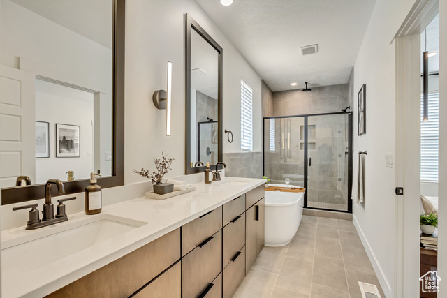 Photo 10 for MLS #2115084 at 11318 S Silver Pond Dr #319