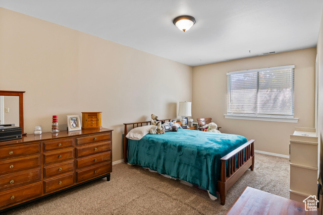 Photo 19 for MLS #2115086 at 417 W 750 North