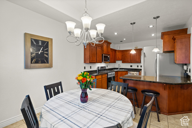 Photo 19 for MLS #2115093 at 2001 W Golden Pond Way