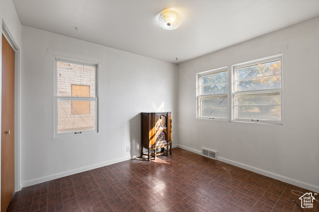 Photo 16 for MLS #2115106 at 477 E 200 North