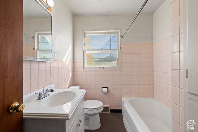 Photo 18 for MLS #2115106 at 477 E 200 North