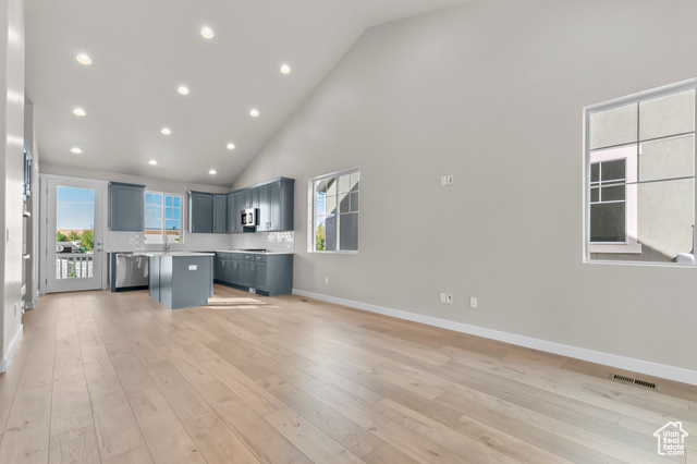 Photo 4 for MLS #2115111 at 3644 W Harvest Gold Way