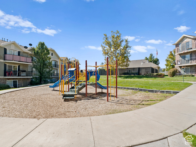 Photo 28 for MLS #2115119 at 2109 Aurora Way #F5