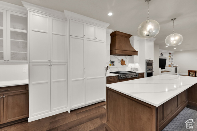 Photo 18 for MLS #2115126 at 983 E Southfork Dr