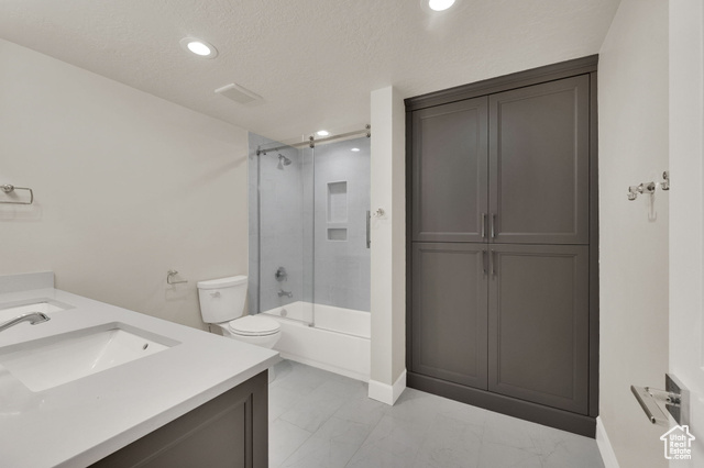 Photo 51 for MLS #2115126 at 983 E Southfork Dr