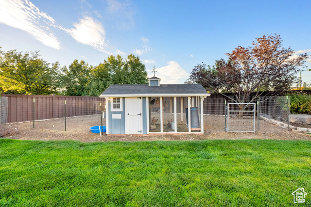 Photo 61 for MLS #2115126 at 983 E Southfork Dr