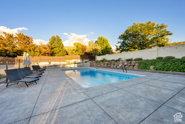Photo 69 for MLS #2115126 at 983 E Southfork Dr