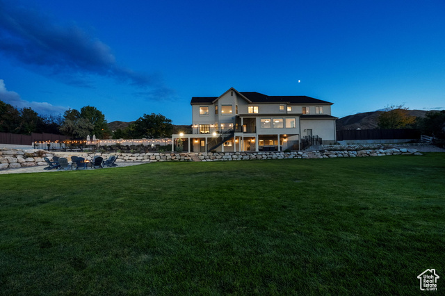 Photo 82 for MLS #2115126 at 983 E Southfork Dr