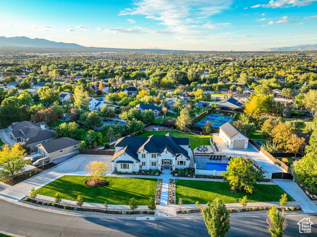 Photo 84 for MLS #2115126 at 983 E Southfork Dr
